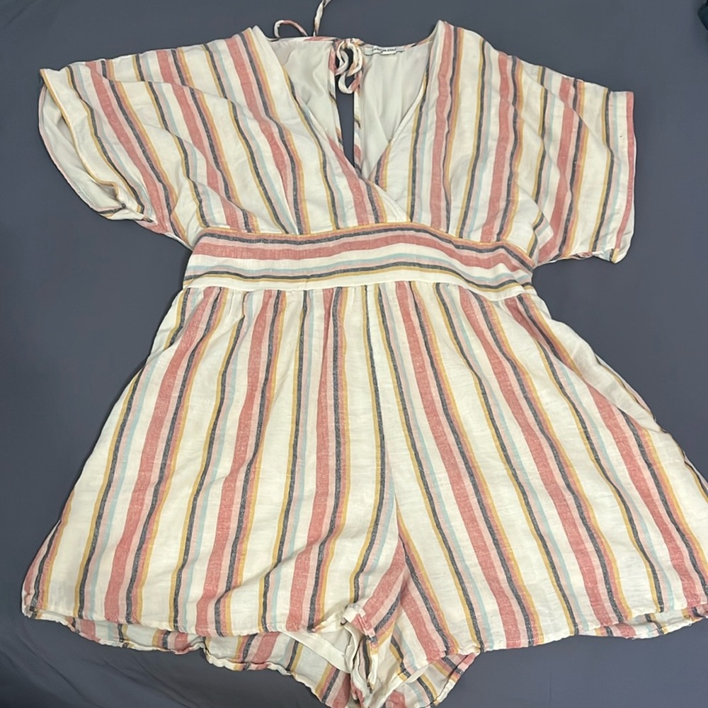 American Eagle one piece lined shorts set